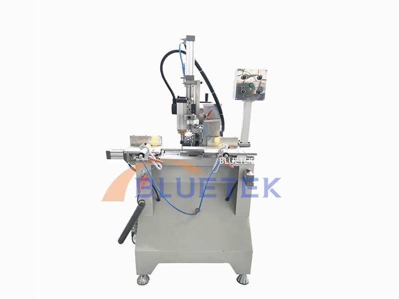 Two Heads High Speed PVC Window Water Slot Milling Machine